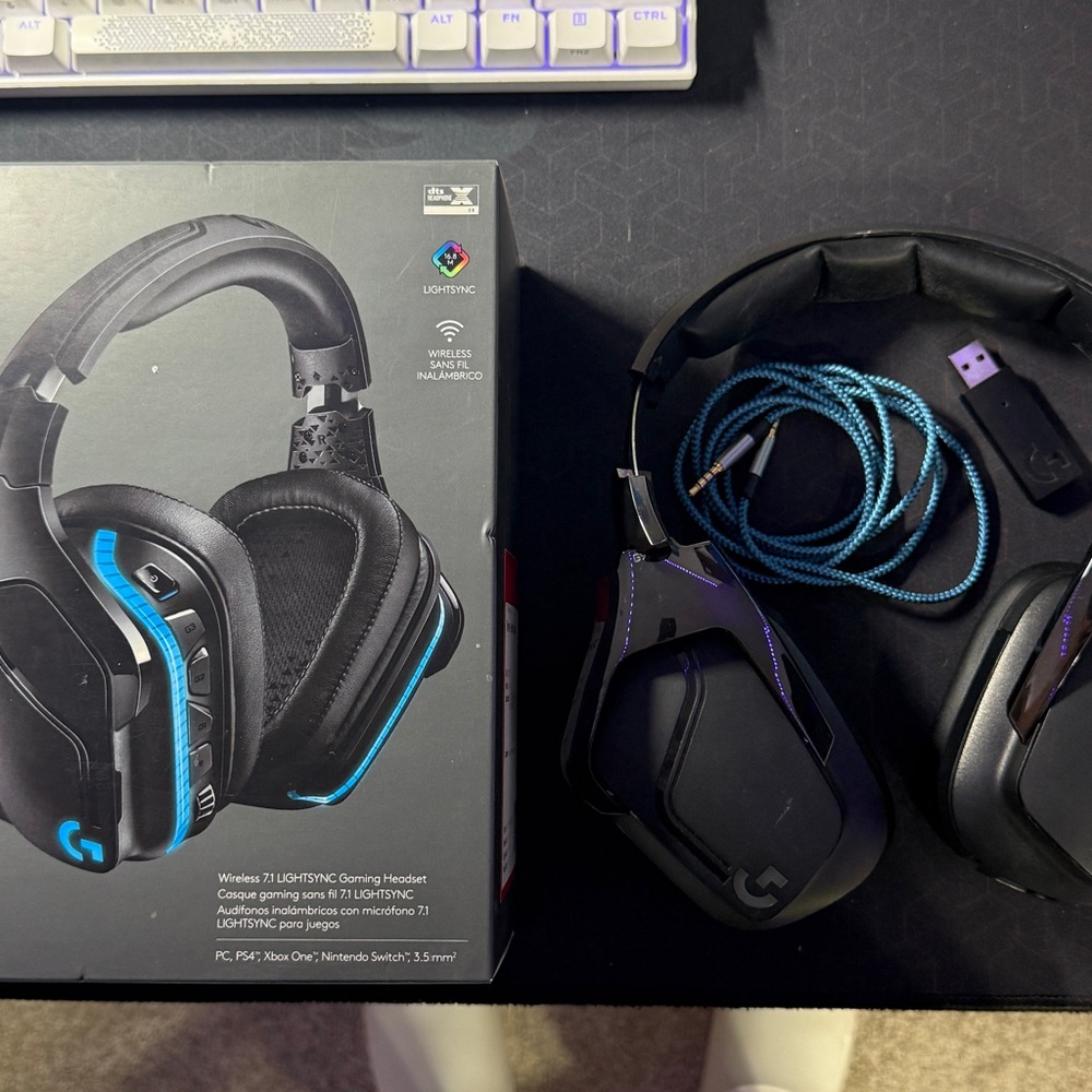 Logitech G935 Wireless Headset